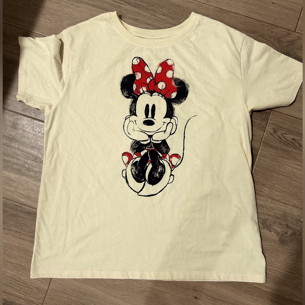Women’s Juniors Boxy Fit Minnie Mouse tee, size XL NEW